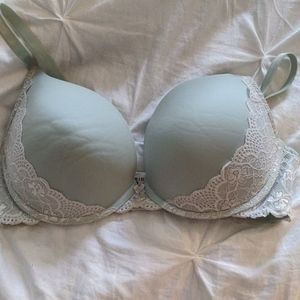 Torrid plunge push up bra 40DD